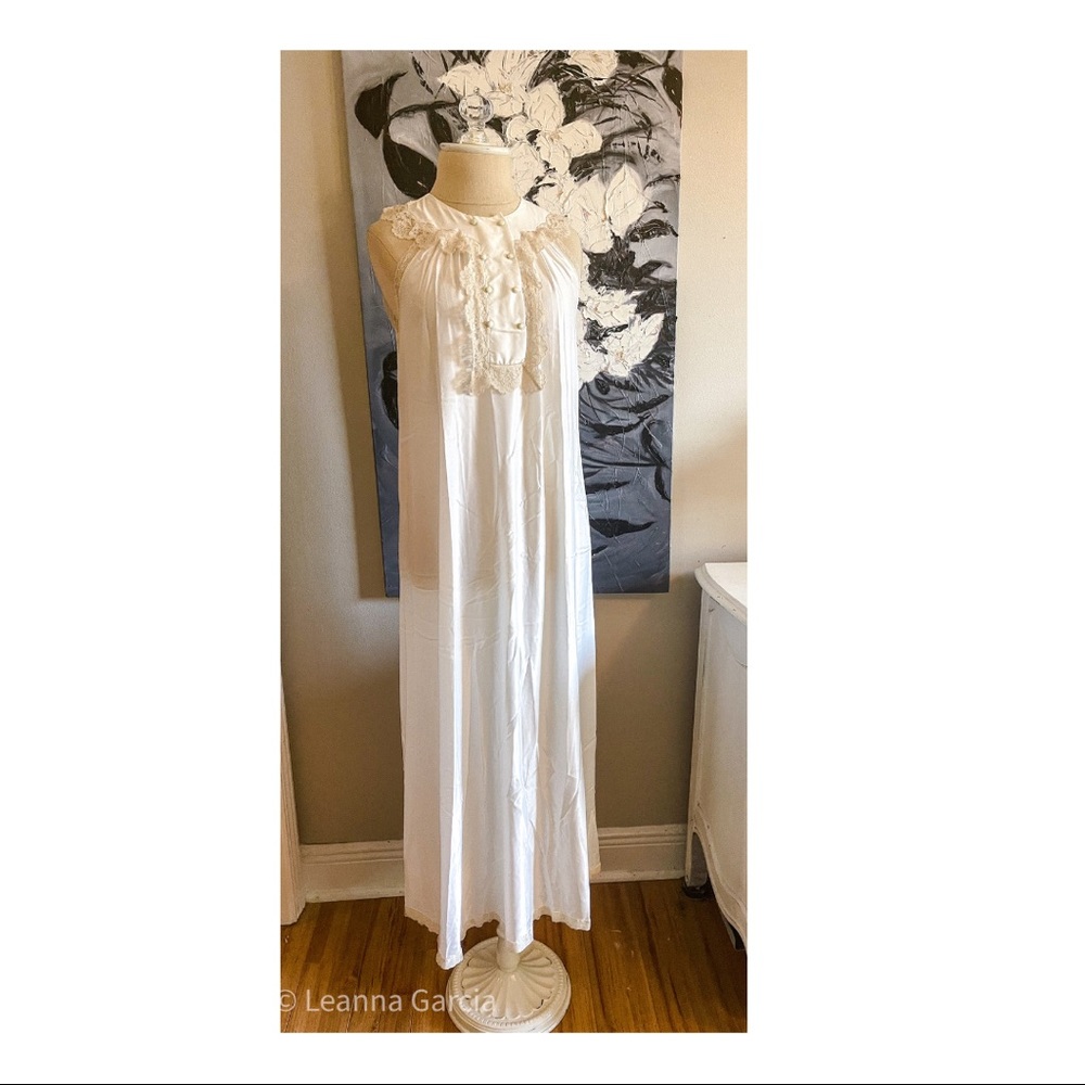 Vintage Corhan Noumair Nightgown